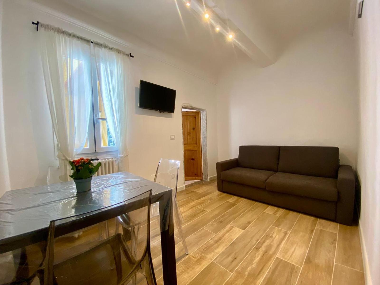 Apartment Flat In Centro Storico La Casa Di Luna Florenz